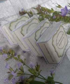 Medium Herbal exfoliating soap       4 Piece
